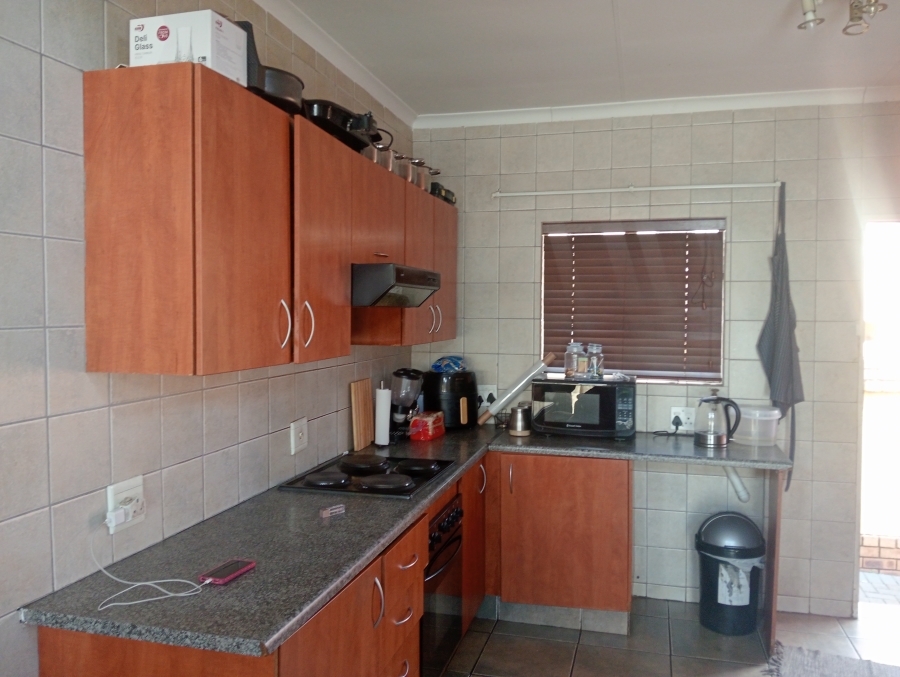To Let 3 Bedroom Property for Rent in Reyno Ridge Mpumalanga