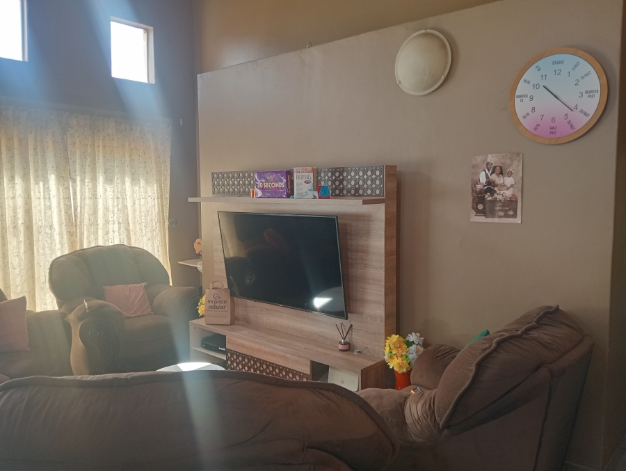 To Let 3 Bedroom Property for Rent in Reyno Ridge Mpumalanga