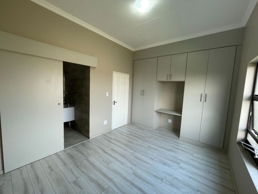 1 Bedroom Property for Sale in Terra Nova Mpumalanga
