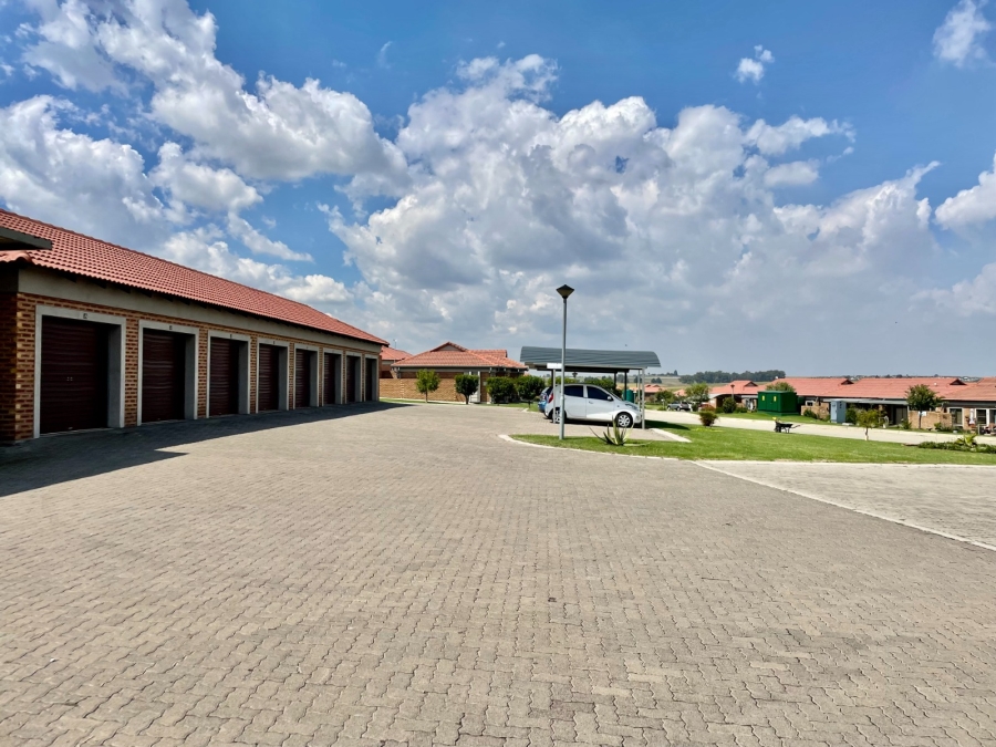 1 Bedroom Property for Sale in Terra Nova Mpumalanga
