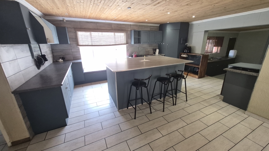 5 Bedroom Property for Sale in Reyno Ridge Mpumalanga