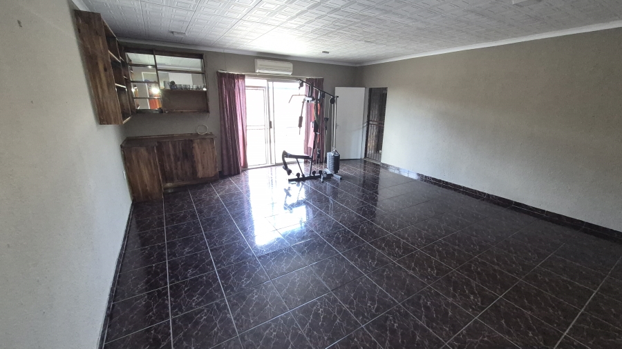 5 Bedroom Property for Sale in Reyno Ridge Mpumalanga