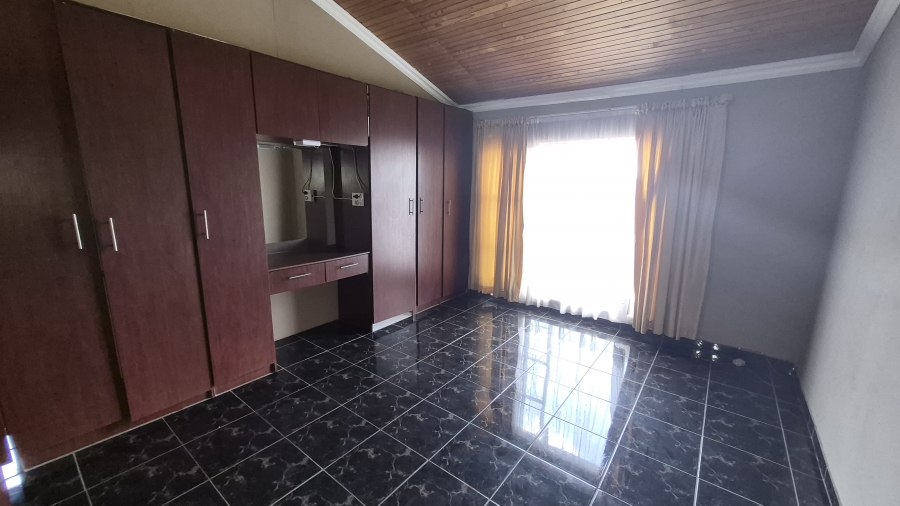 5 Bedroom Property for Sale in Reyno Ridge Mpumalanga