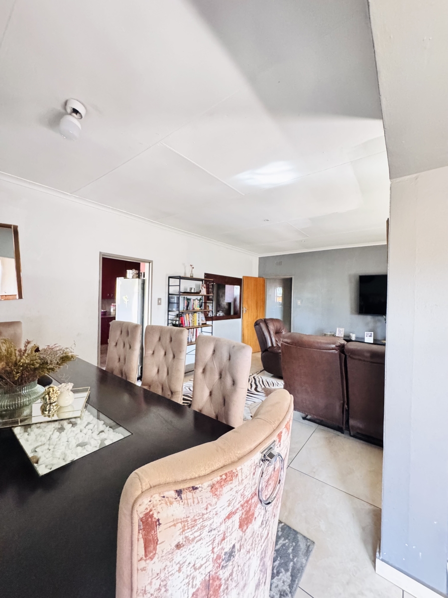 4 Bedroom Property for Sale in Tasbet Park Ext 3 Mpumalanga