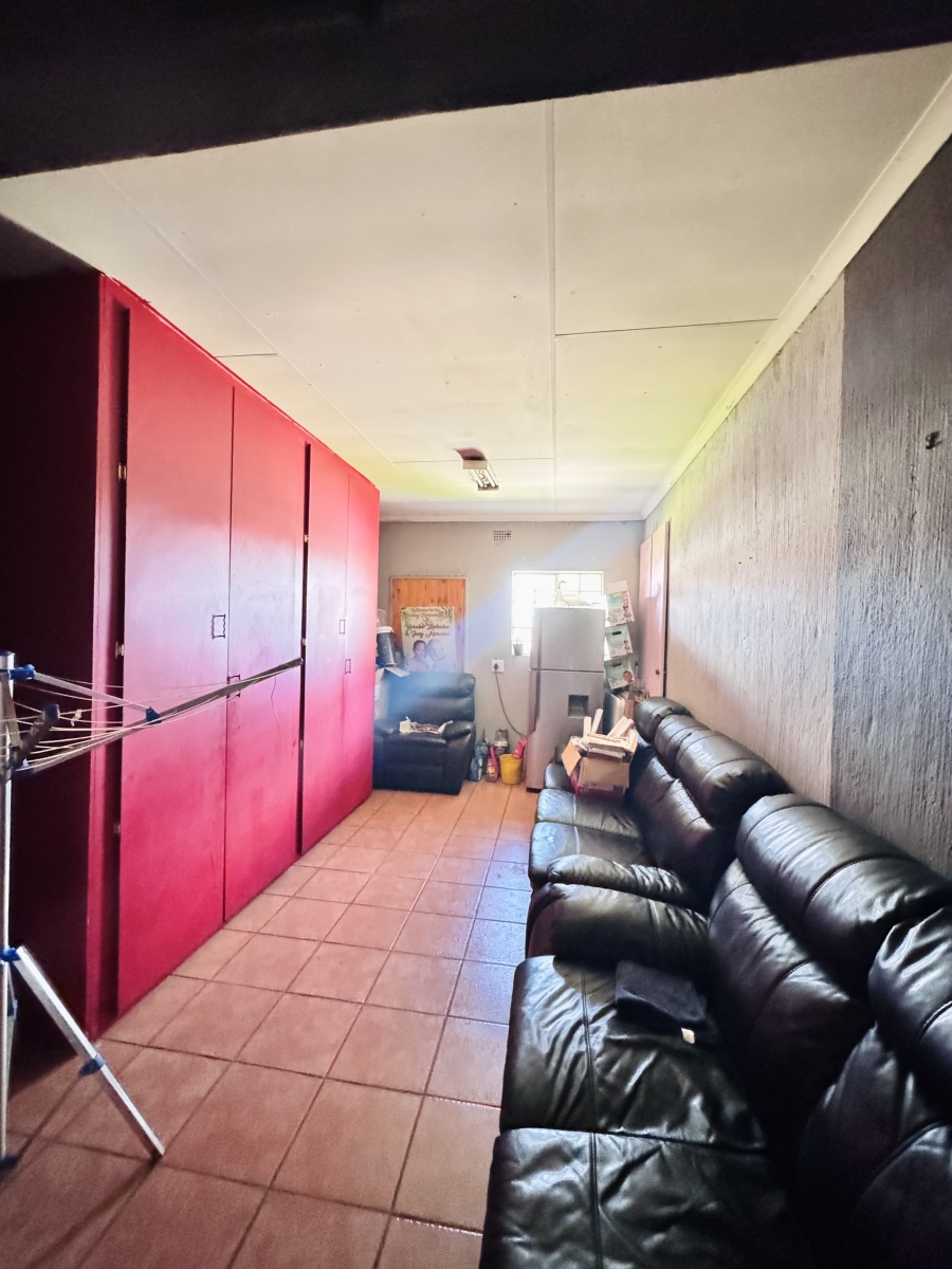 4 Bedroom Property for Sale in Tasbet Park Ext 3 Mpumalanga