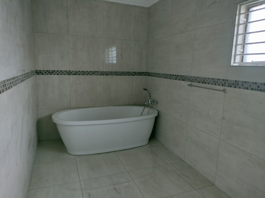 6 Bedroom Property for Sale in Tasbet Park Ext 2 Mpumalanga