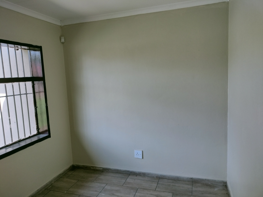 6 Bedroom Property for Sale in Tasbet Park Ext 2 Mpumalanga