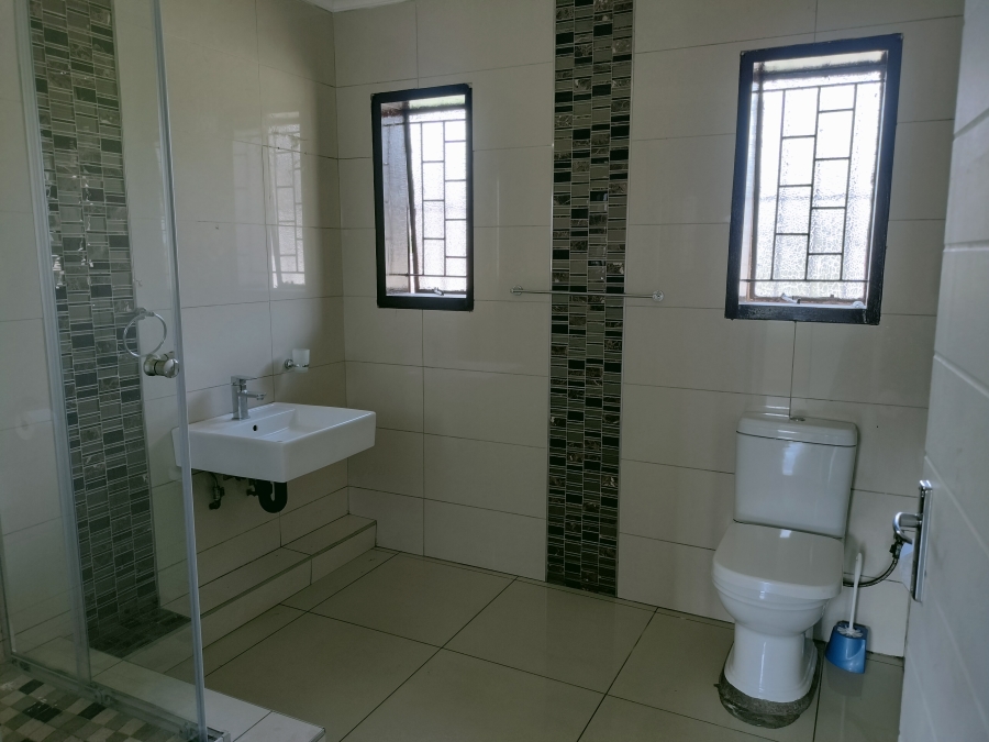 6 Bedroom Property for Sale in Tasbet Park Ext 2 Mpumalanga