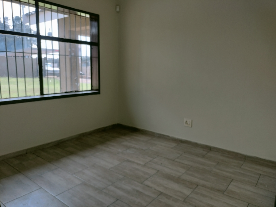 6 Bedroom Property for Sale in Tasbet Park Ext 2 Mpumalanga