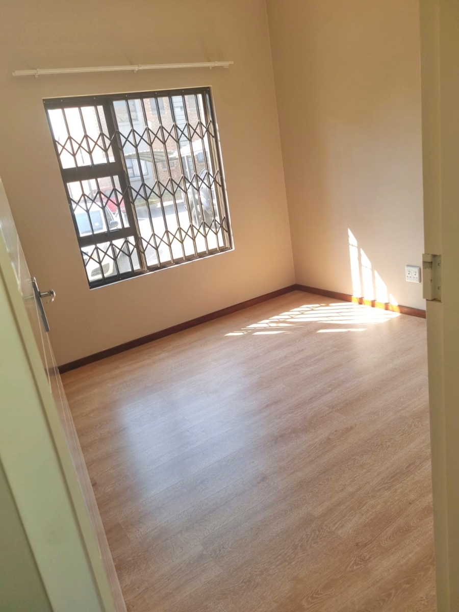 To Let 2 Bedroom Property for Rent in Terra Nova Mpumalanga