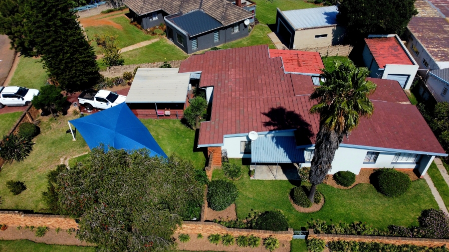 3 Bedroom Property for Sale in Witbank Ext 8 Mpumalanga