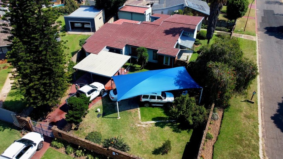 3 Bedroom Property for Sale in Witbank Ext 8 Mpumalanga