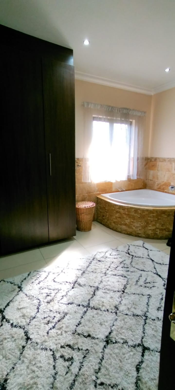 To Let 3 Bedroom Property for Rent in Ben Fleur Mpumalanga