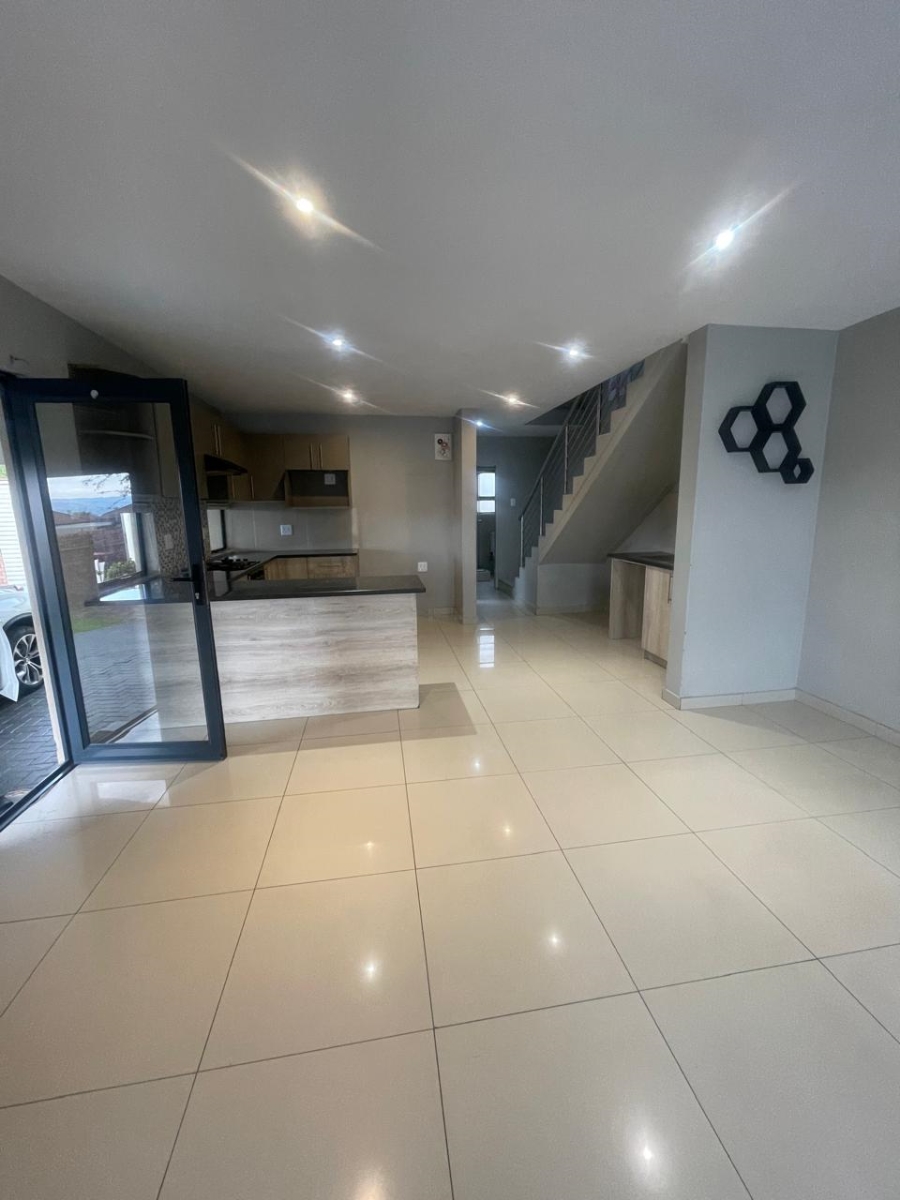 3 Bedroom Property for Sale in Jackaroo Park Mpumalanga