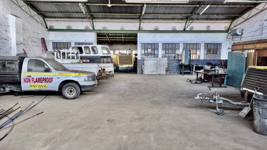 Commercial Property for Sale in Witbank Ext 8 Mpumalanga