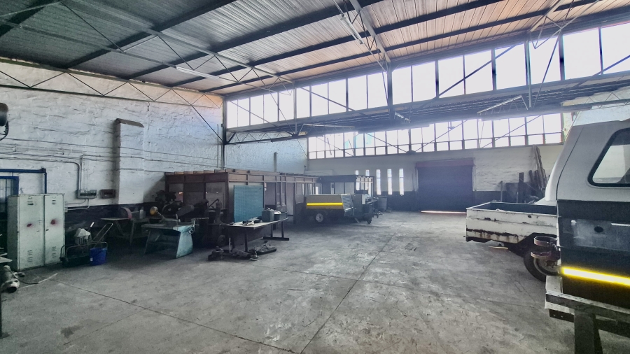 Commercial Property for Sale in Witbank Ext 8 Mpumalanga