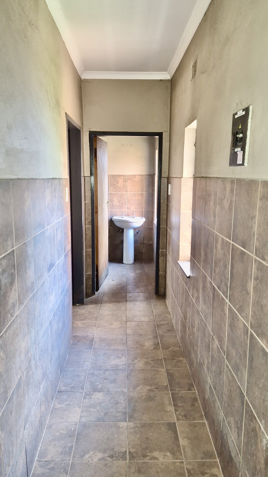 Commercial Property for Sale in Witbank Ext 8 Mpumalanga