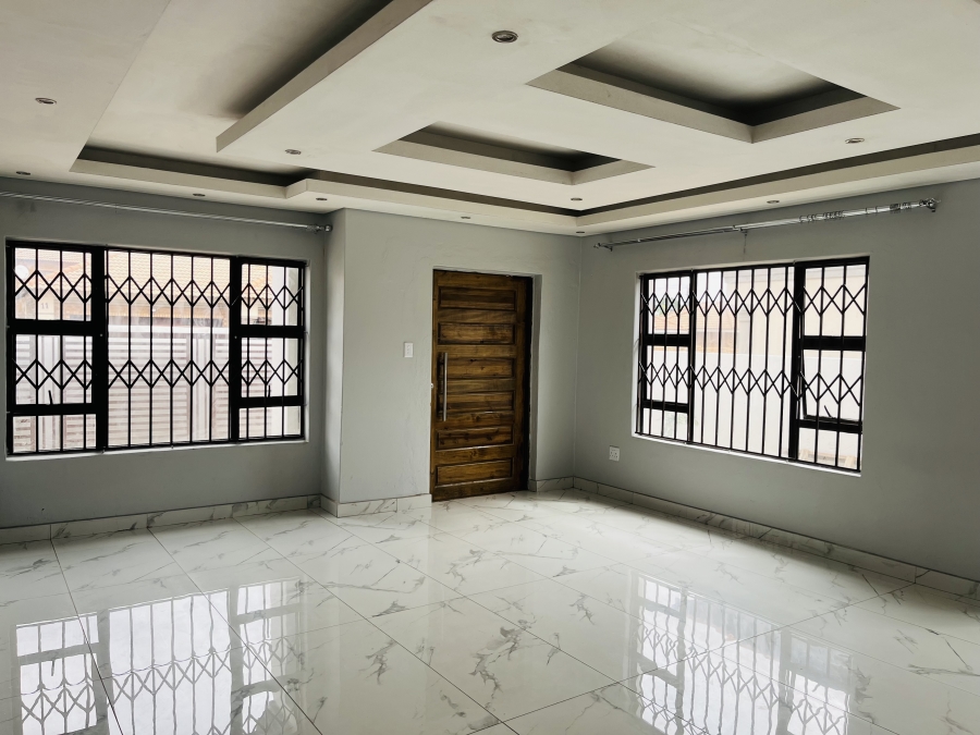 To Let 4 Bedroom Property for Rent in Mineralia Mpumalanga