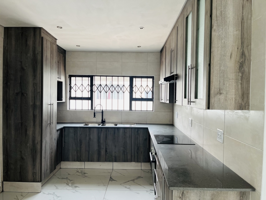 To Let 4 Bedroom Property for Rent in Mineralia Mpumalanga