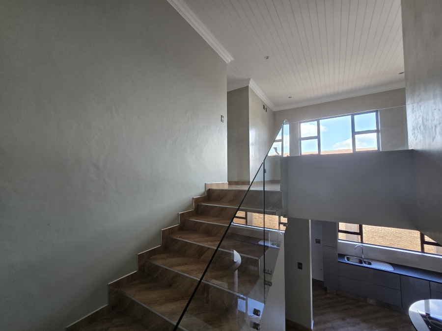 7 Bedroom Property for Sale in Aerorand Mpumalanga