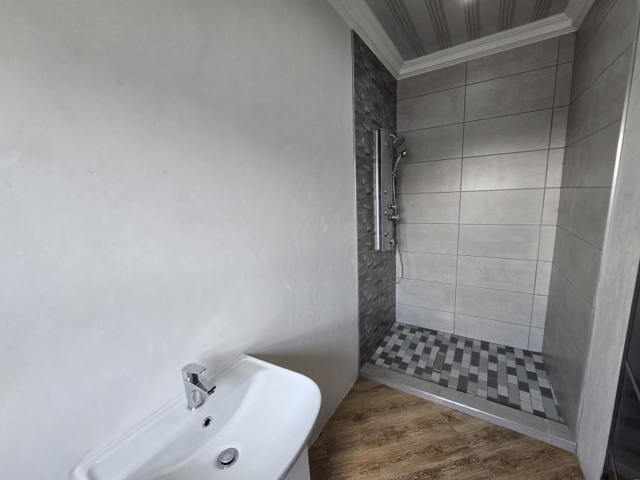 7 Bedroom Property for Sale in Aerorand Mpumalanga