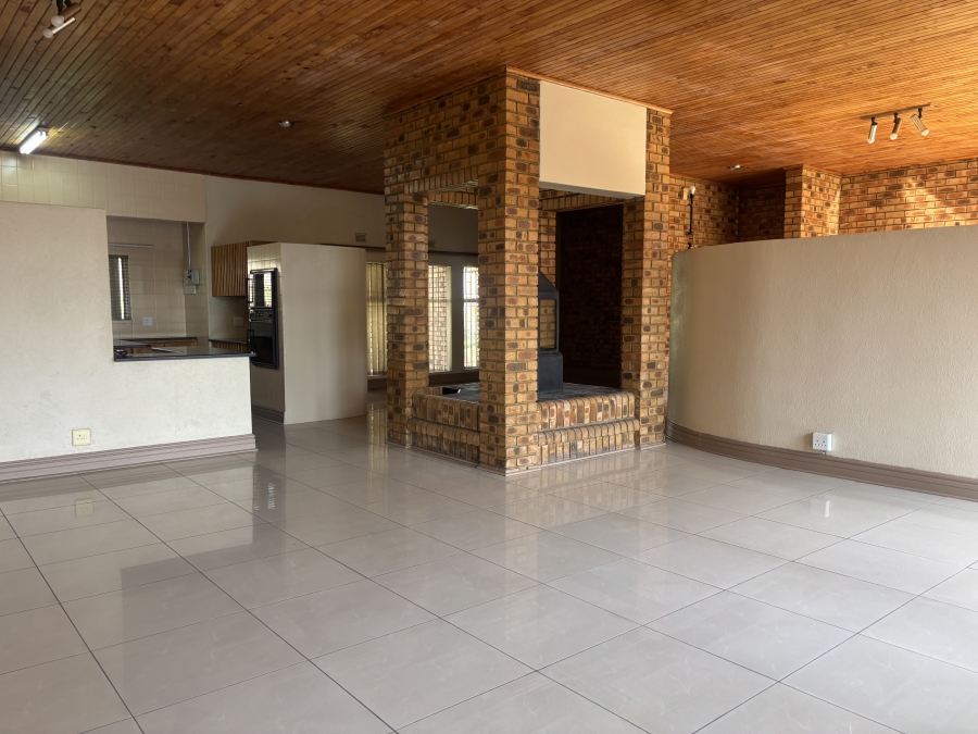 4 Bedroom Property for Sale in Reyno Ridge Mpumalanga
