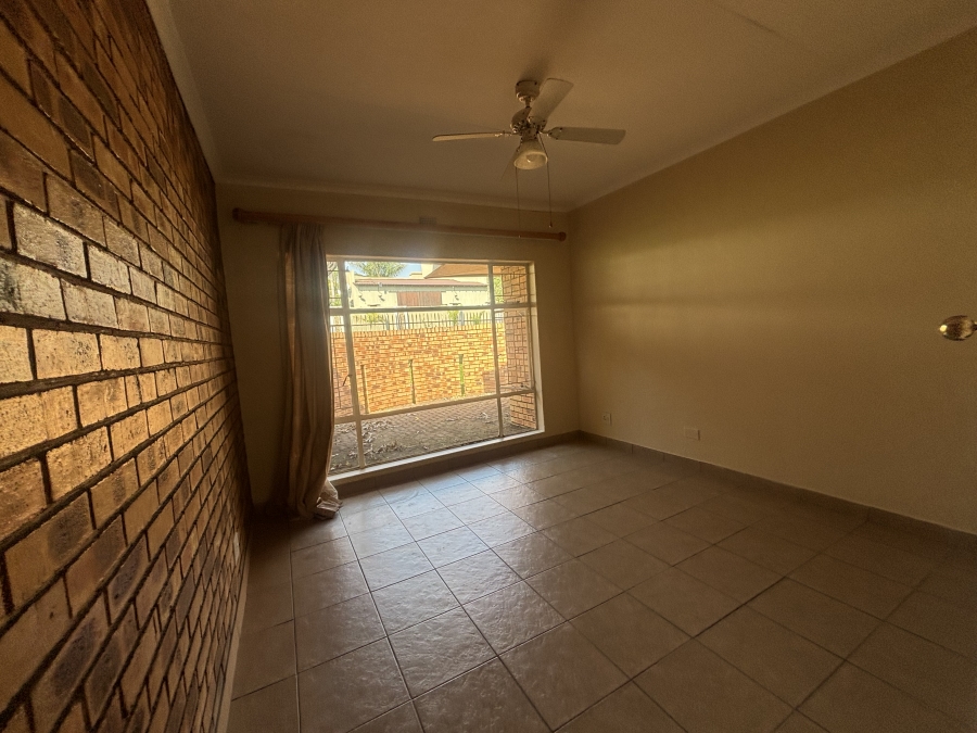 4 Bedroom Property for Sale in Reyno Ridge Mpumalanga