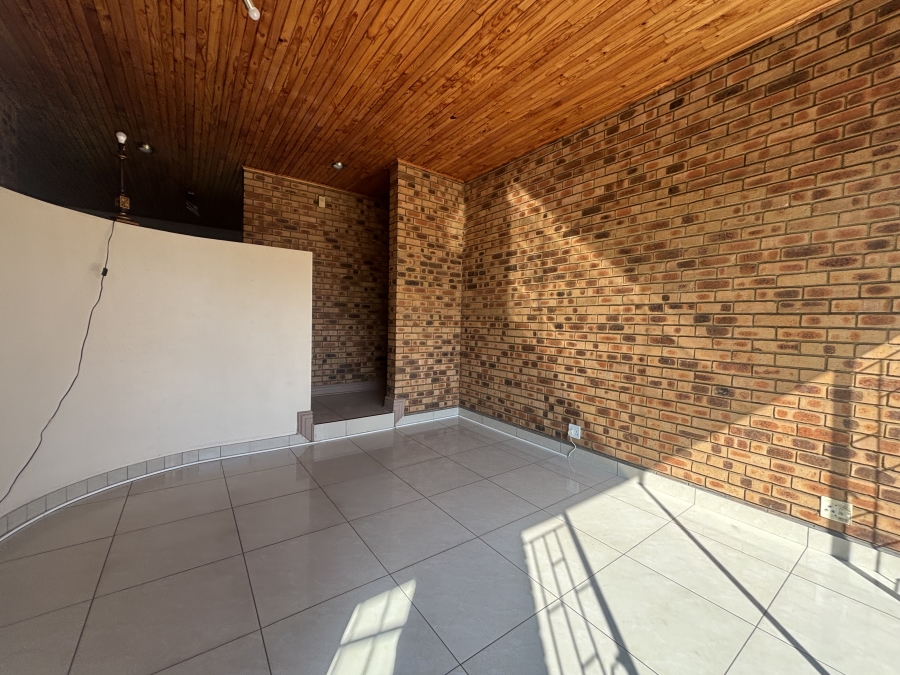 4 Bedroom Property for Sale in Reyno Ridge Mpumalanga