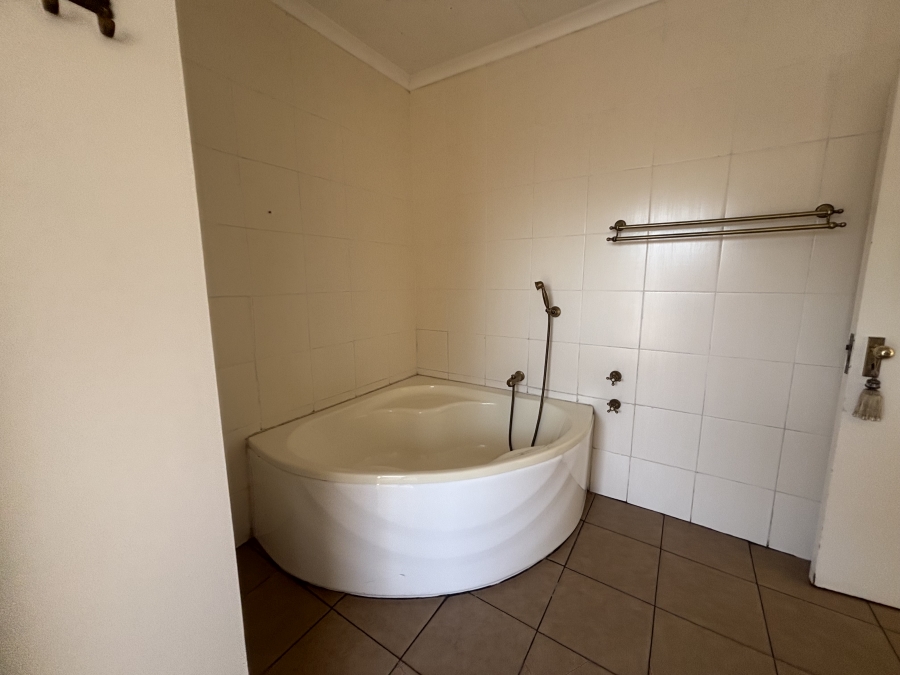 4 Bedroom Property for Sale in Reyno Ridge Mpumalanga