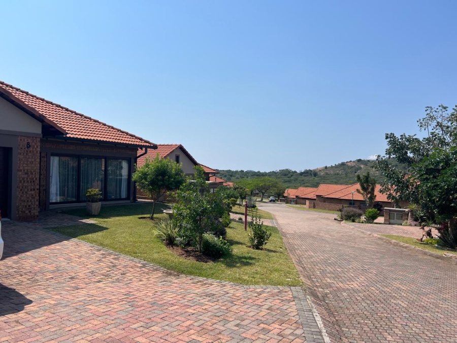 2 Bedroom Property for Sale in Bateleur Estate Mpumalanga