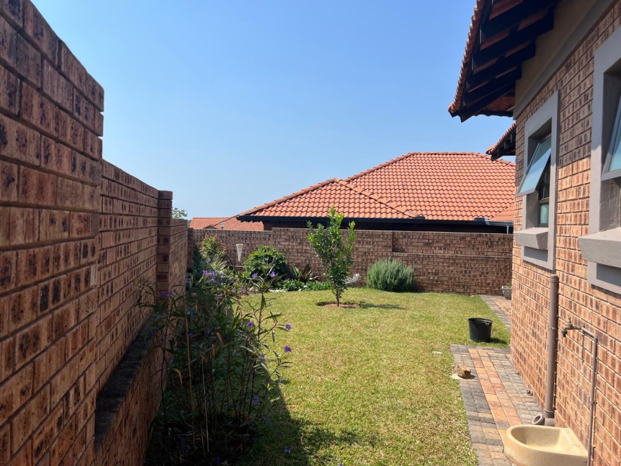 2 Bedroom Property for Sale in Bateleur Estate Mpumalanga