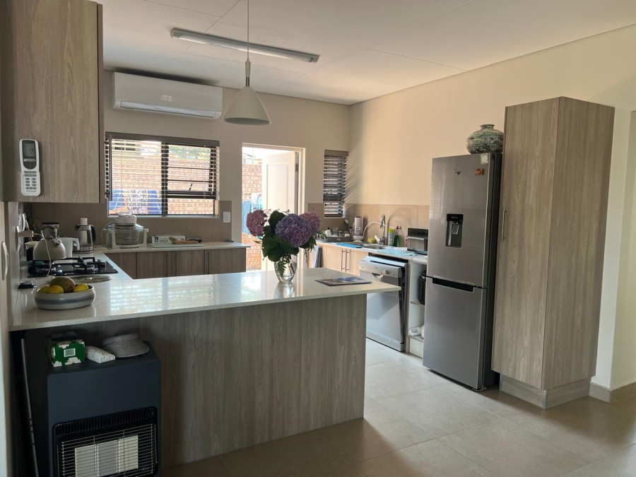 2 Bedroom Property for Sale in Bateleur Estate Mpumalanga