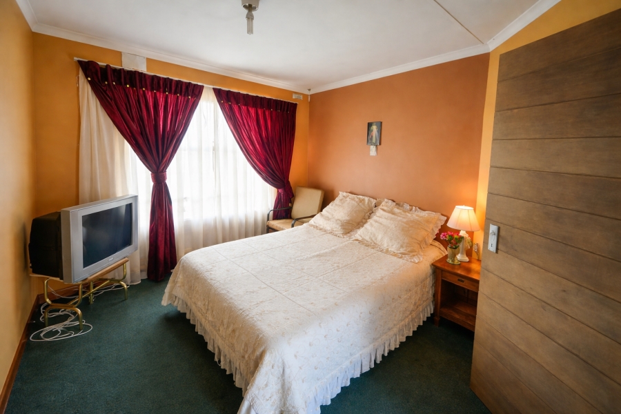 3 Bedroom Property for Sale in Die Heuwel Ext 4 Mpumalanga