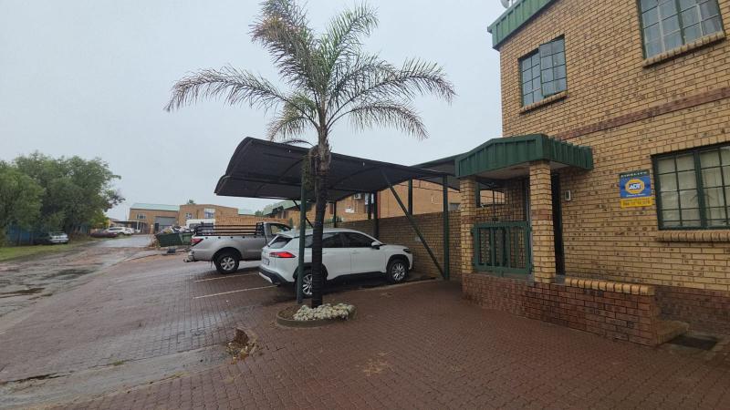 To Let Commercial Property for Rent in Die Heuwel Mpumalanga