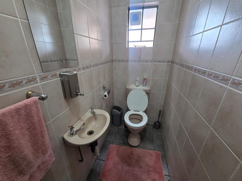 To Let Commercial Property for Rent in Die Heuwel Mpumalanga