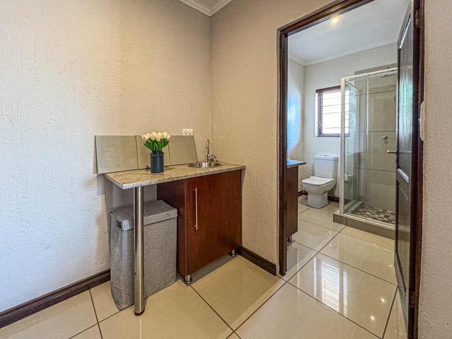 4 Bedroom Property for Sale in Sonheuwel Ext 1 Mpumalanga