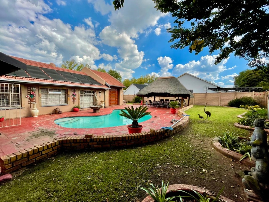 4 Bedroom Property for Sale in Secunda Mpumalanga