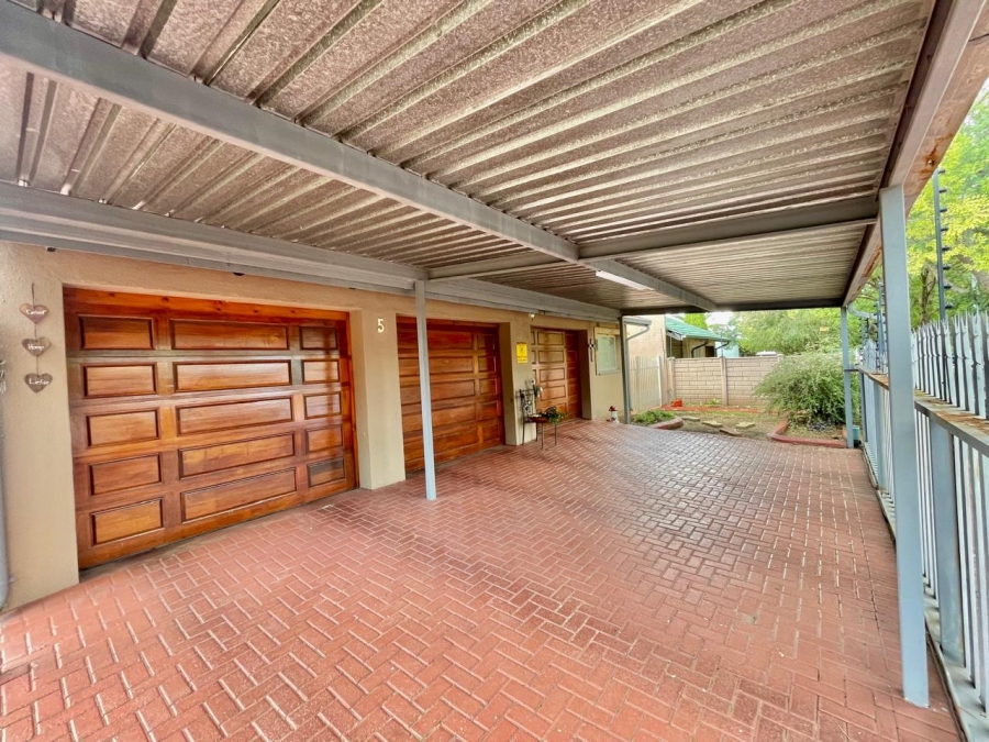 4 Bedroom Property for Sale in Secunda Mpumalanga