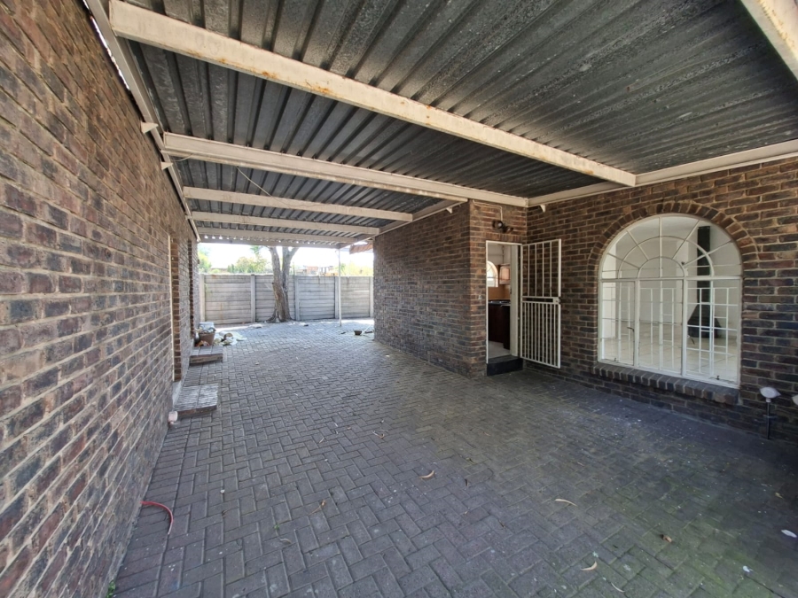 To Let 3 Bedroom Property for Rent in Evander Mpumalanga