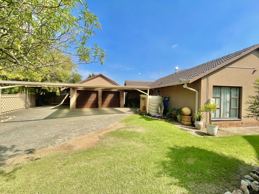 3 Bedroom Property for Sale in Secunda Mpumalanga