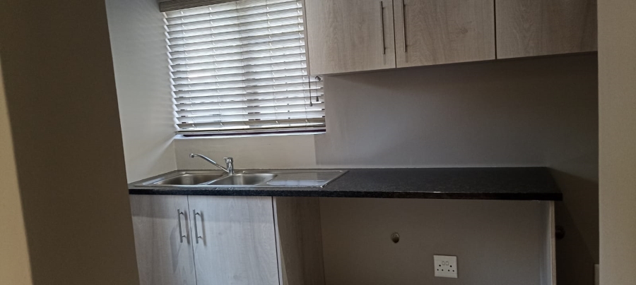 To Let 3 Bedroom Property for Rent in Sonheuwel Mpumalanga