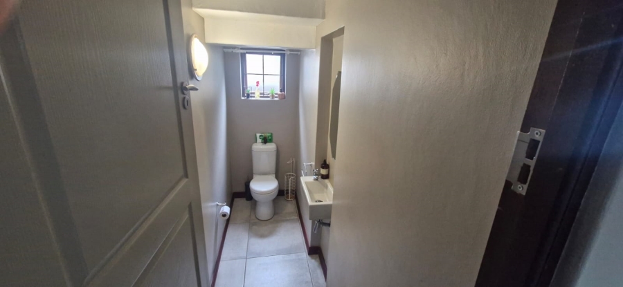 3 Bedroom Property for Sale in Sonheuwel Mpumalanga