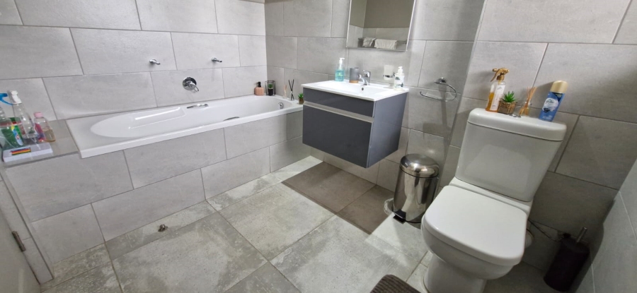 3 Bedroom Property for Sale in Sonheuwel Mpumalanga