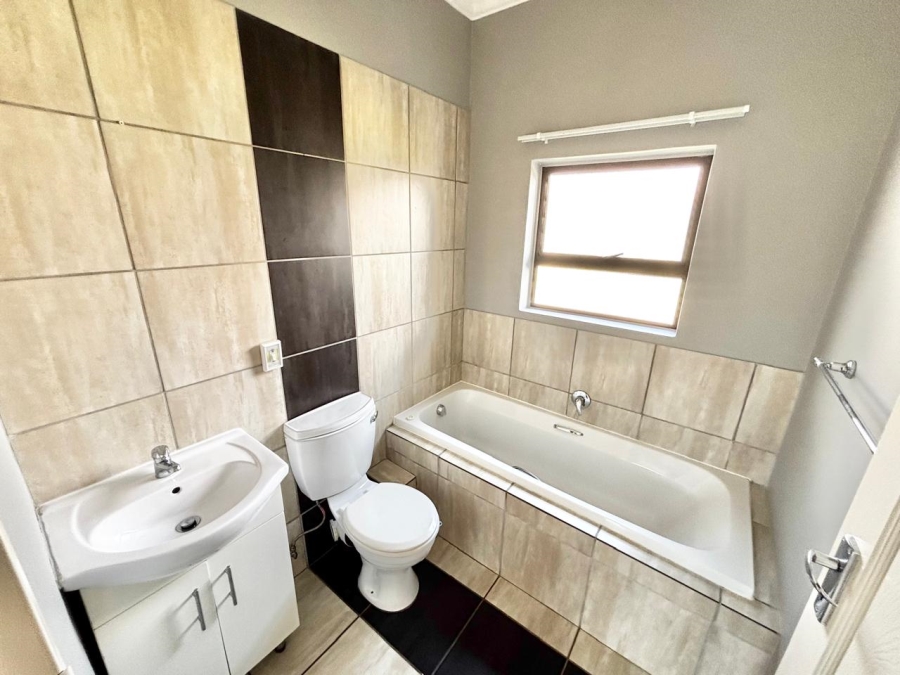 3 Bedroom Property for Sale in Terra Nova Mpumalanga