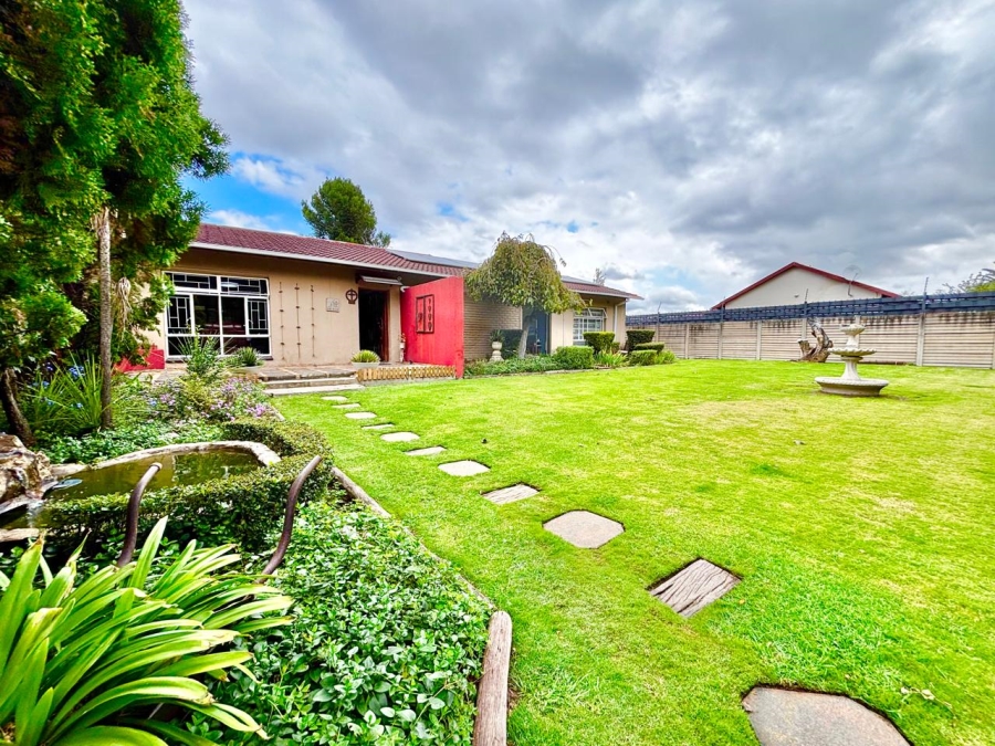 3 Bedroom Property for Sale in Cosmosrand Mpumalanga