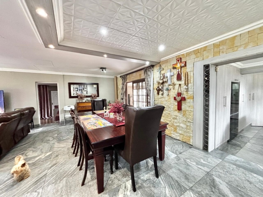 3 Bedroom Property for Sale in Cosmosrand Mpumalanga