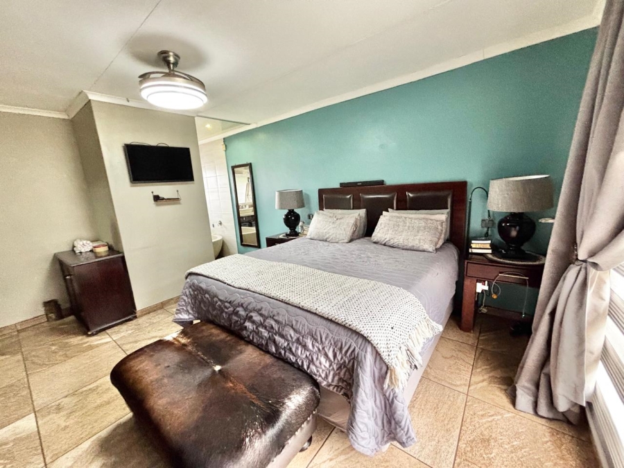 3 Bedroom Property for Sale in Cosmosrand Mpumalanga