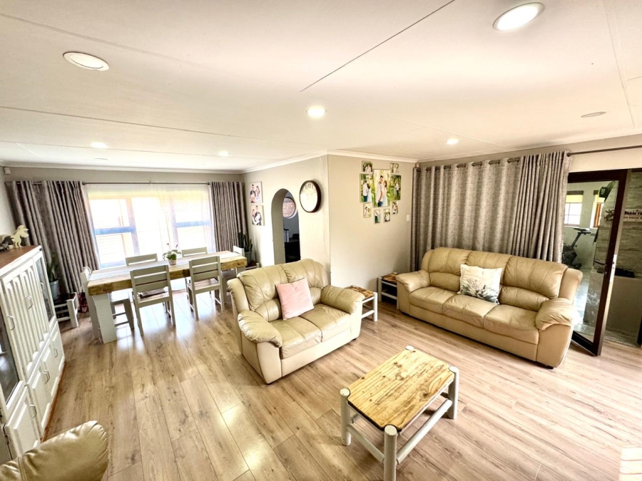 3 Bedroom Property for Sale in Secunda Mpumalanga