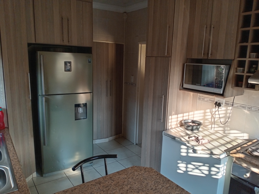 To Let 3 Bedroom Property for Rent in Evander Mpumalanga
