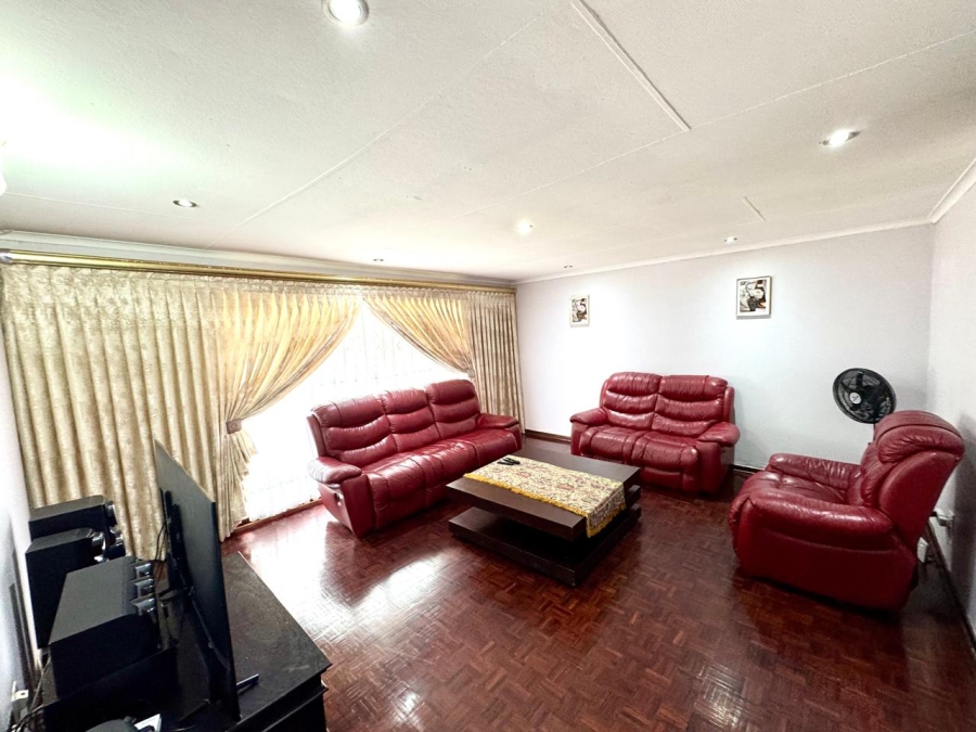 4 Bedroom Property for Sale in Secunda Mpumalanga